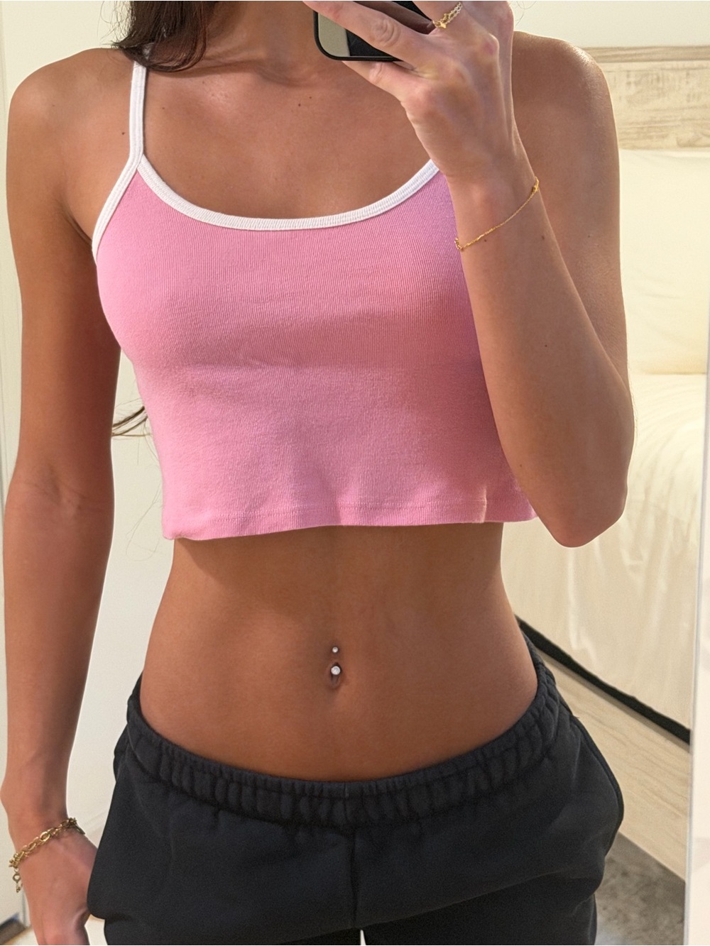 Brandy Melville pink crop top!!!🩷